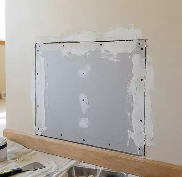 Why Homeowners and Businesses Choose Pompano Beach Water Damage Pro for Fixing Water Damaged Drywall in Pompano Beach, FL?